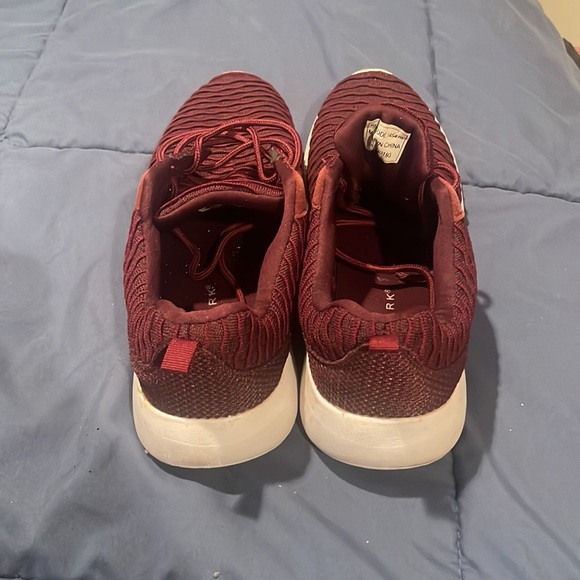 Primary Dark Red Sneakers Mens Size 12 - Picture 3 of 4